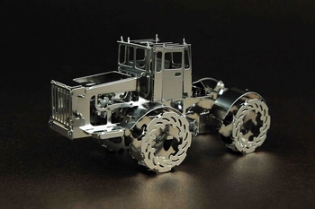 Hot Tractor 700