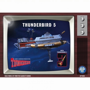 Thunderbird 3 en Thunderbird 5